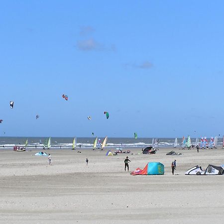 Chalet Playa Direct Aan Zee In 艾默伊登 外观 照片